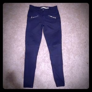 Black stretchy pants